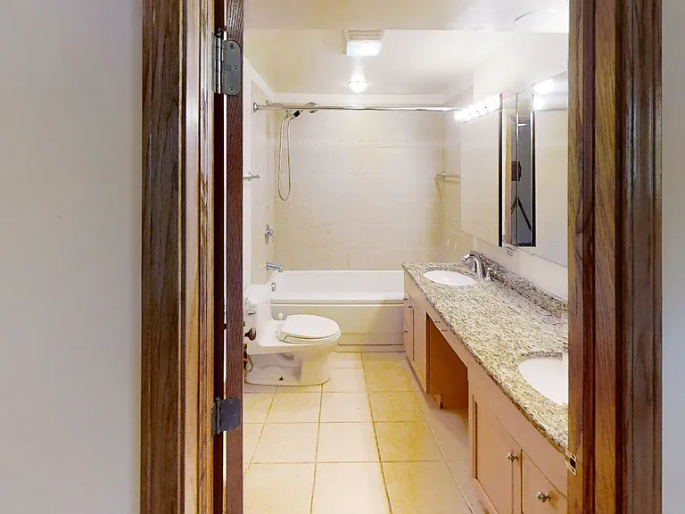 3740 N Magnolia Ave — Photo 13