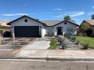 963 Meadow Dr, Calexico, CA 92231