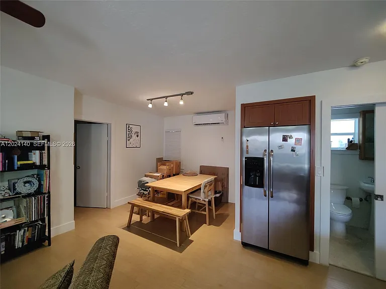 1823 S Bayshore Ln — Photo 30