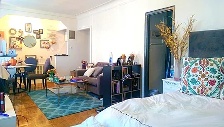 Rented by Manhattan Spaces