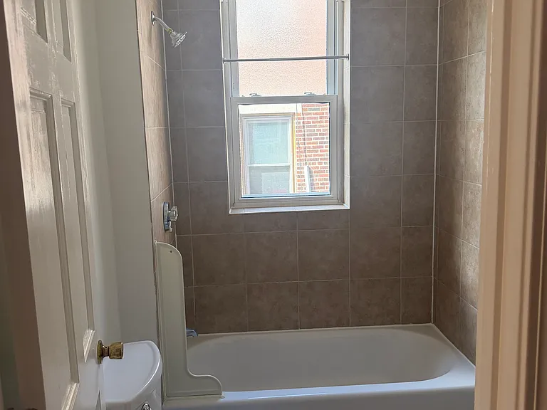 1197 Commonwealth Ave #9 — Photo 6