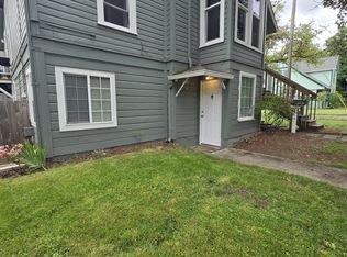 504 14th St NE, Salem, OR 97301