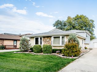 11735 S Leamington Ave, Alsip, IL 60803