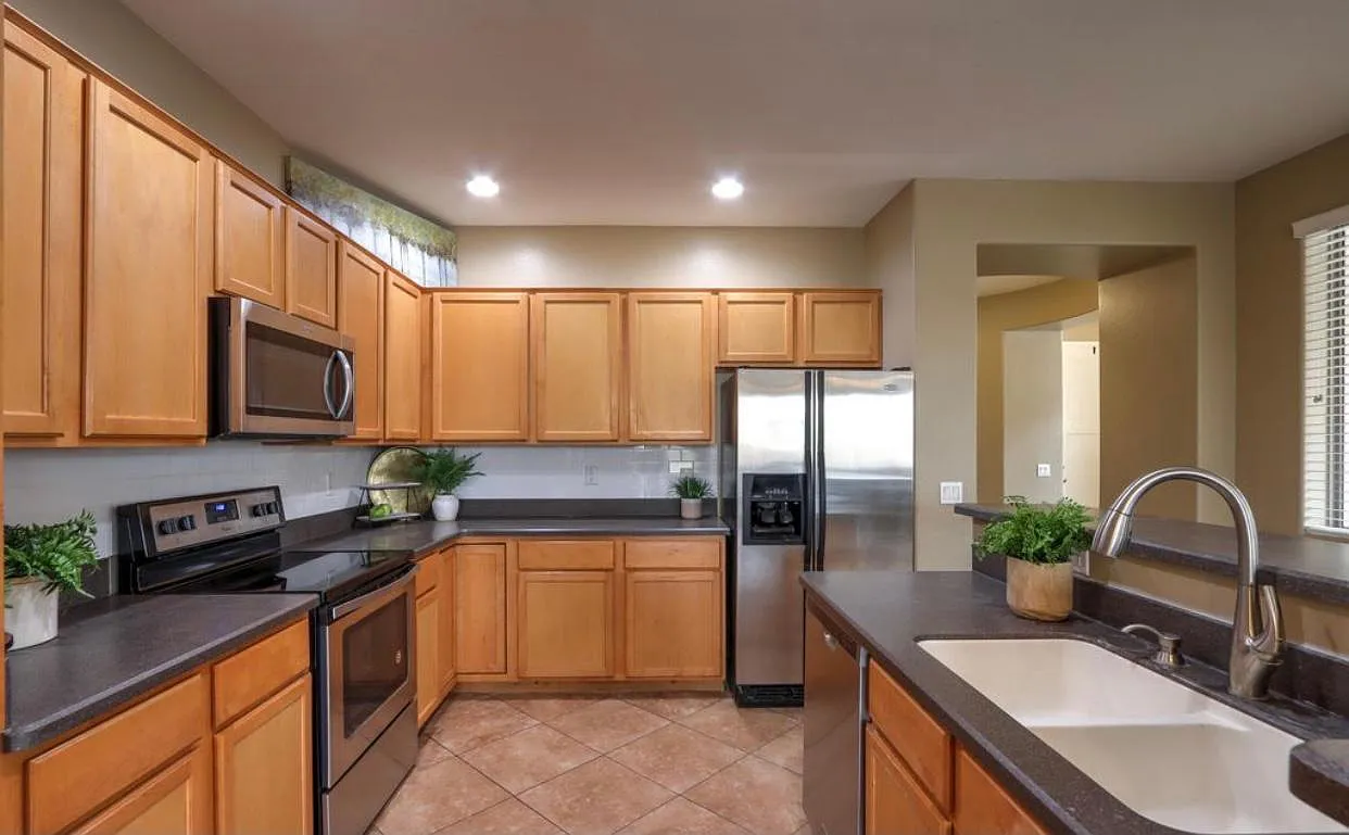 2381 E San Gabriel Trl — Photo 4