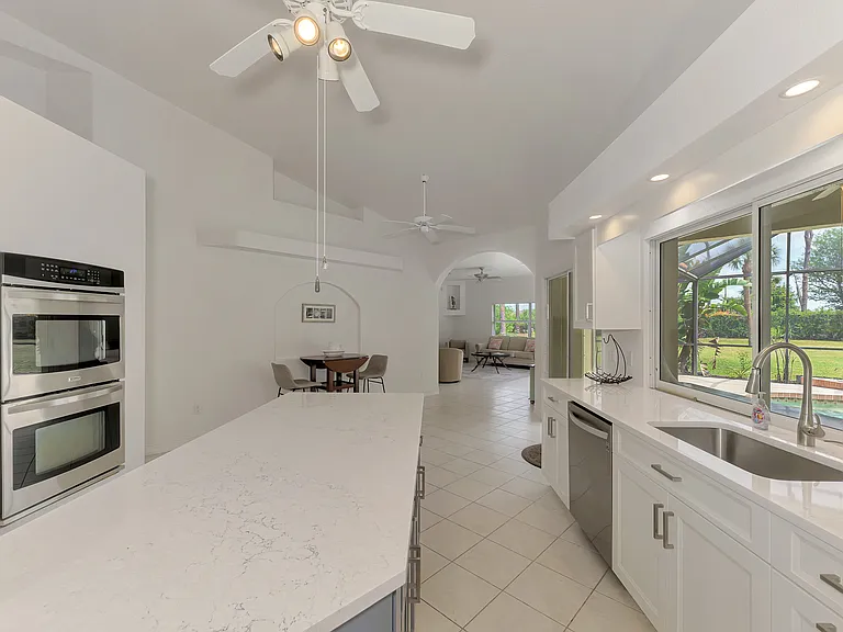 915 Park Place Dr — Photo 36