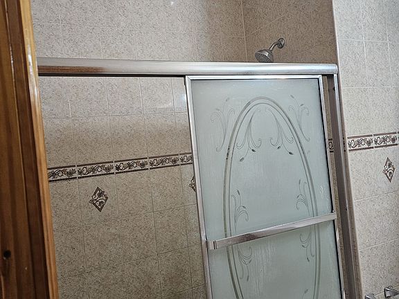 2nd image of 10167 121st St Floor 2