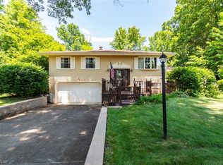 3411 Warwick Ct, Canfield, OH