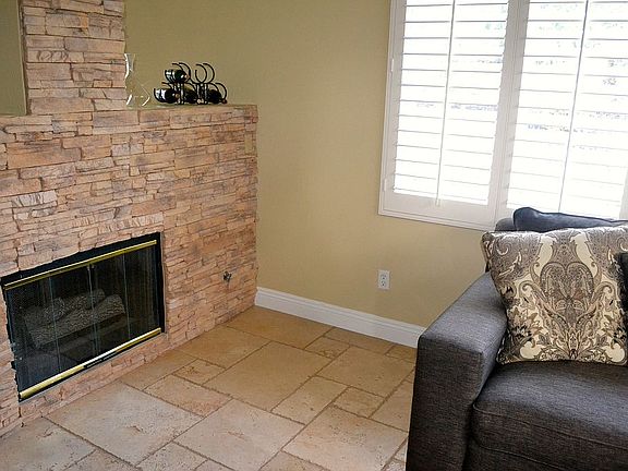 Family room & Gas Fireplace