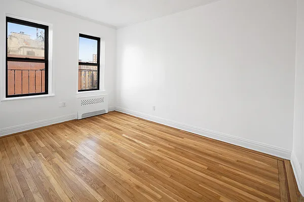 Rented by Camelot Realty Group | media 3