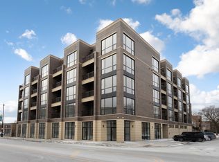 5216 N Lincoln Ave #204, Chicago, IL 60625