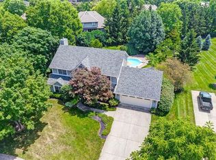 458 Ridge Line Ct, Centerville, OH 45458