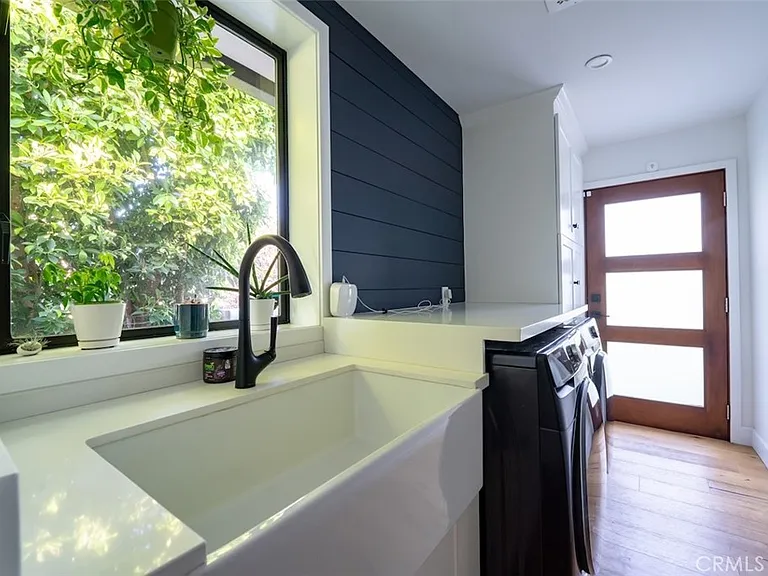 4257 Shadyglade Ave — Photo 28