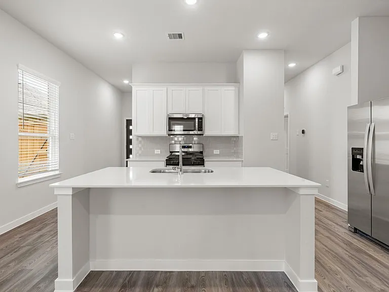 21022 Armstrong County Dr — Photo 14