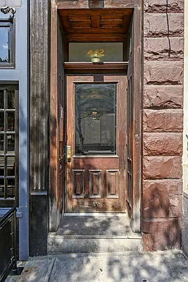 Sold by Corcoran | media 6