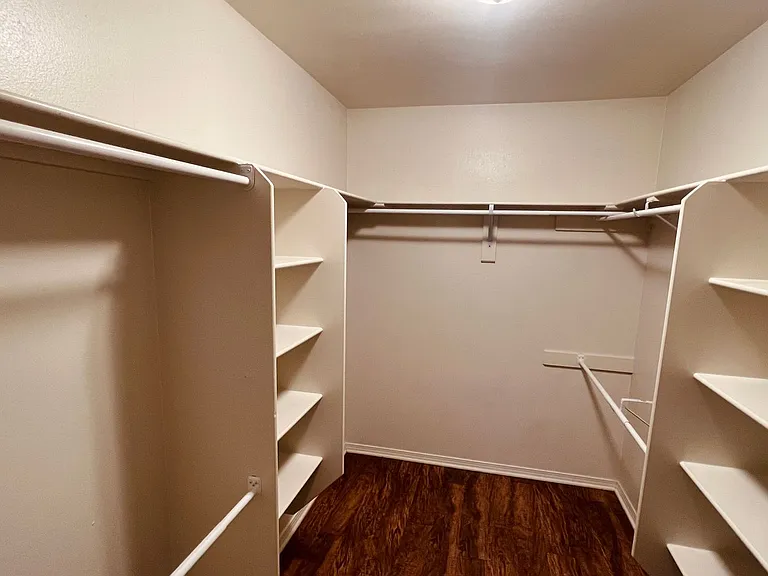 4 Willow Oak Ln — Photo 13