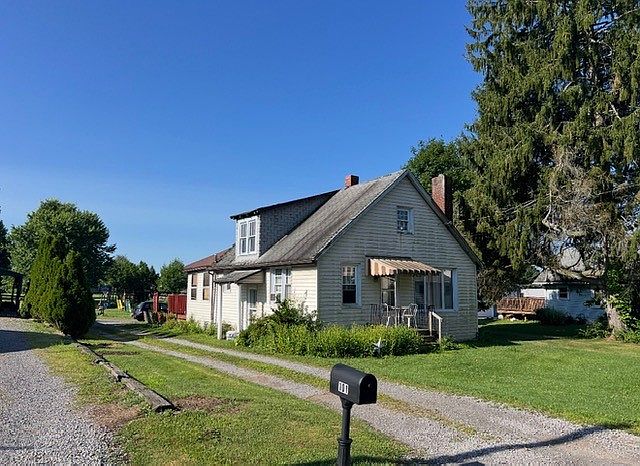 2nd image of 103 Kennedy Rd