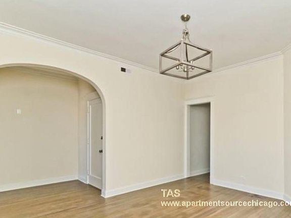 2nd image of 2894 N Milwaukee Ave #3