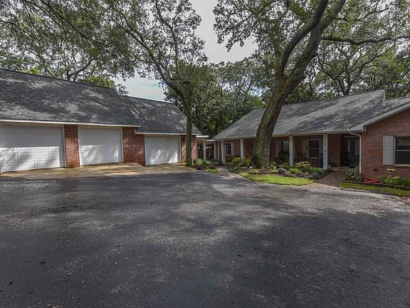 3rd image of 1168 Ellison Dr