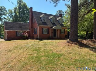 127 Hanover Ave, Colonial Heights, VA 23834