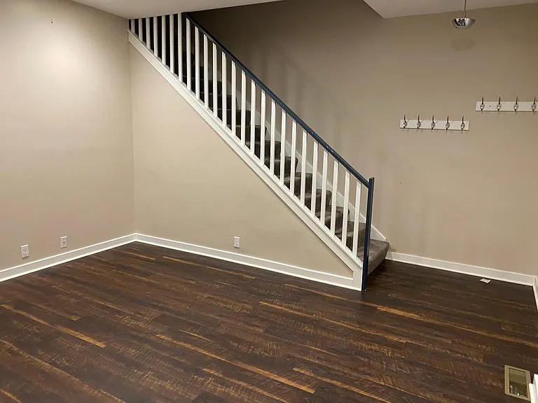 5708 Phillips Ave — Photo 10