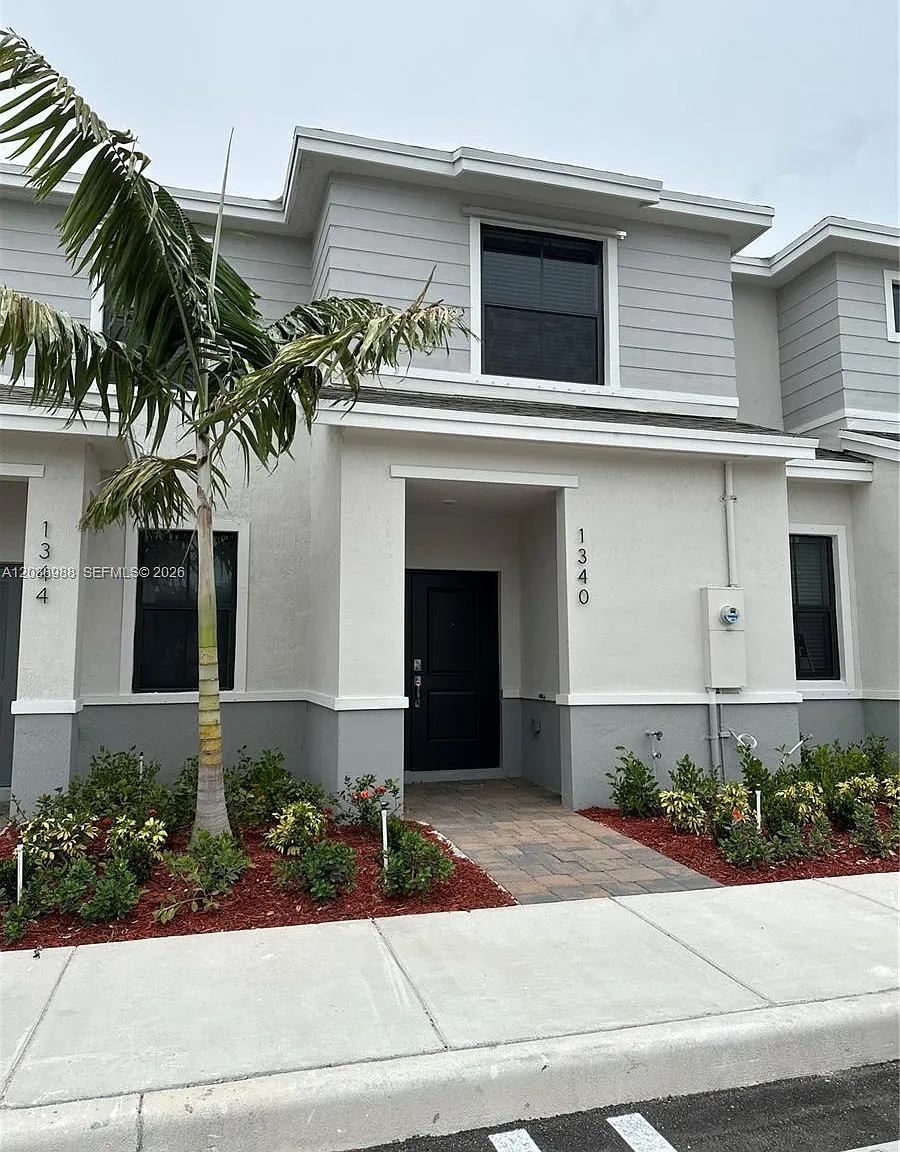 Miami Land And Developmen — Photo 1