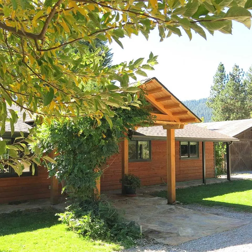 805 Woodland Park Dr photo 1