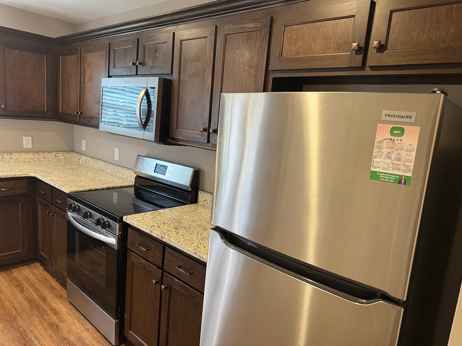 2 bed, 1000 sqft, $1,400 — Photo 4