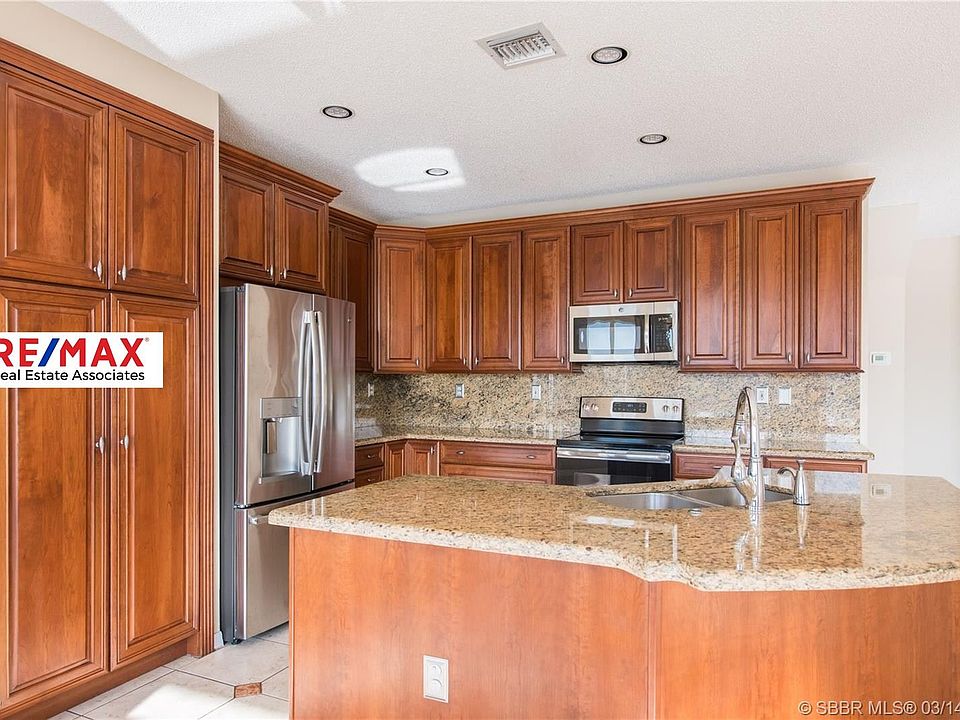 REMAX0102