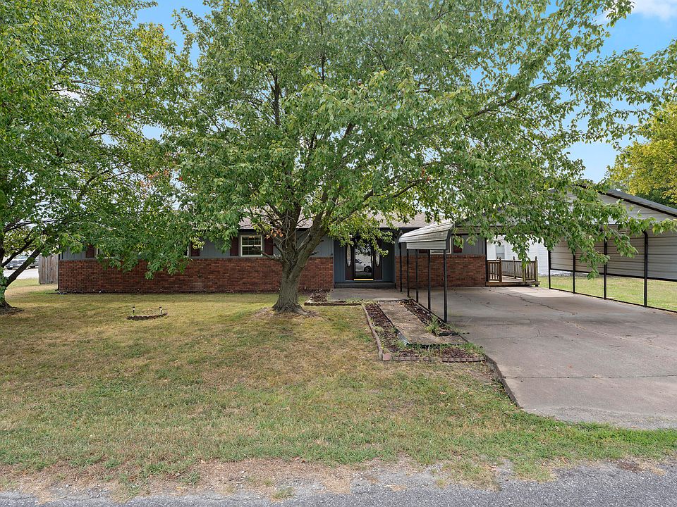 1st image of 403 Mulberry