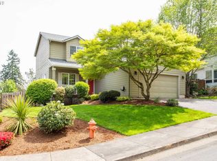 17210 Trillium Park Dr, Oregon City, OR 97045