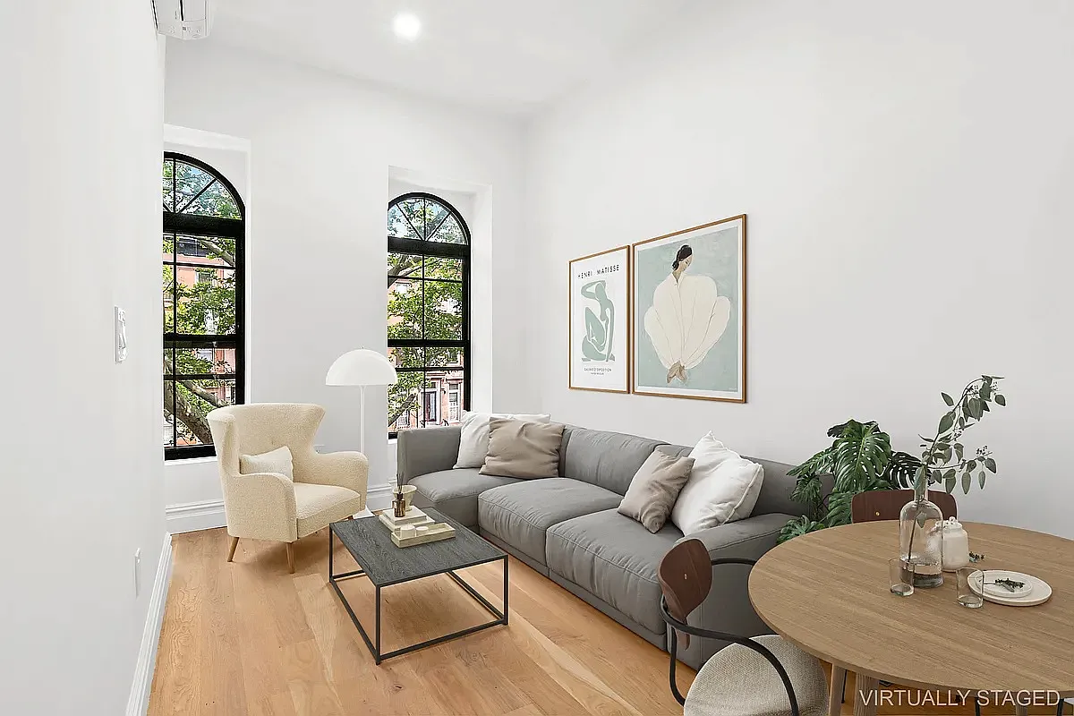 554 Putnam Avenue — Photo 2