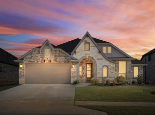 226 Comanche Trl, Alvarado, TX 76009