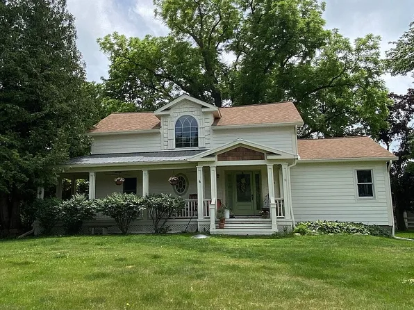 11600 Marshall Rd, South Lyon, MI 48178