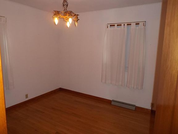 5th image of 389 Brentwood Dr