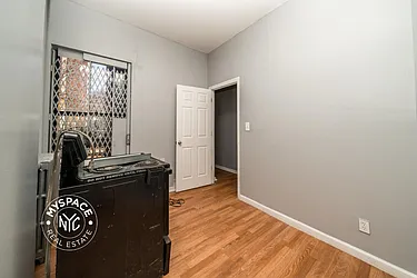 Rented by MySpaceNYC