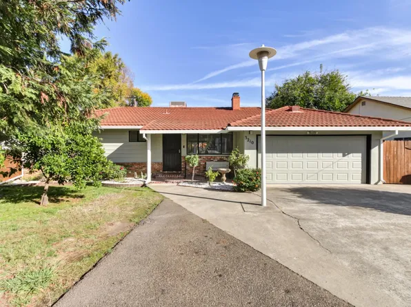 3210 Garfield Ave, Carmichael, CA 95608