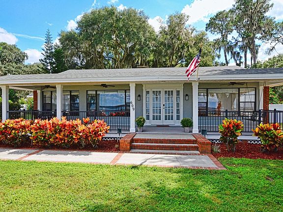5th image of 609 Lakeshore Dr