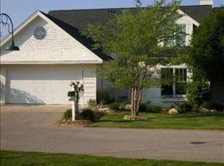 9470 Stonebrook, Charlevoix, MI 49720