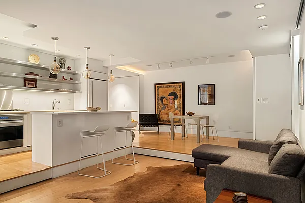 Sold by Compass | media 5