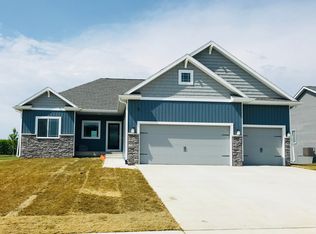 5035 Kelsey Dr, Van Meter, IA 50261