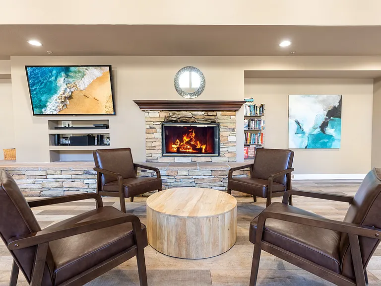 55+ Community - FountainGlen Pasadena — Photo 15