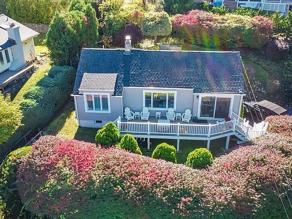 3rd image of 15 Hillside Ct