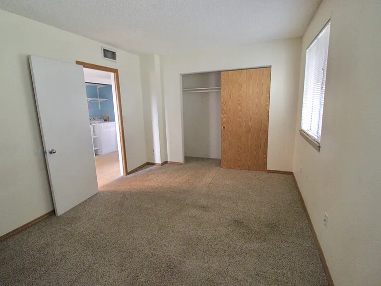 986 S Yukon St — Photo 7
