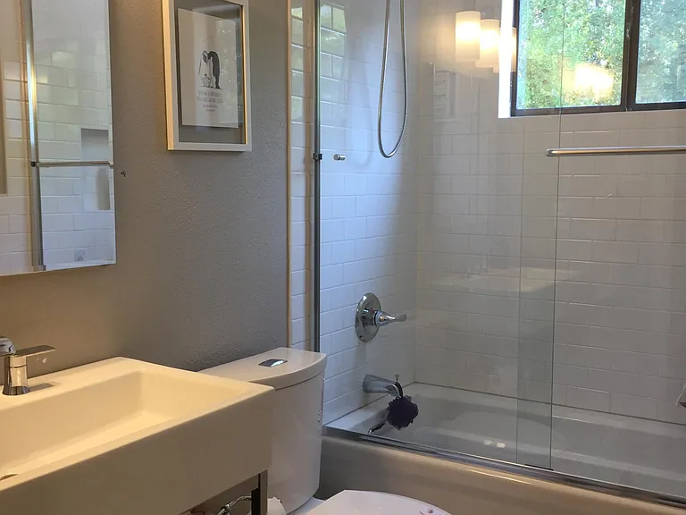 Upstairs Full Bath