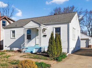 10327 Eaglewood Ave, Saint Louis, MO 63114