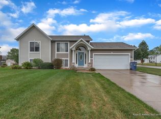 612 Maynard Ave NW, Grand Rapids, MI 49504