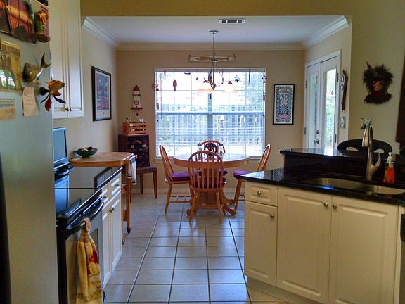 Kitchen view toward the kitchen nook