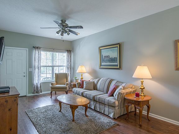4th image of 5566 Albany Terrace Way