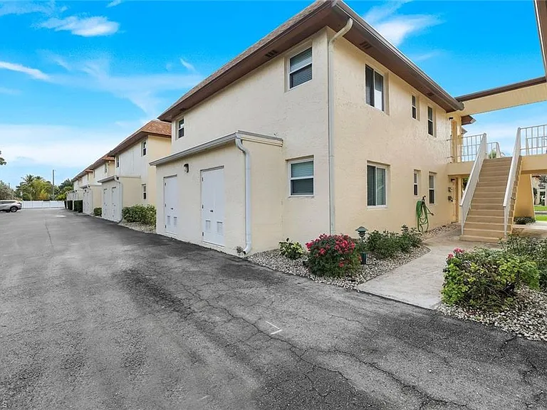 1155 Sandpiper St #C7 — Photo 22