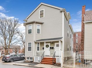 3 Howard Pl, Dorchester, MA 02125